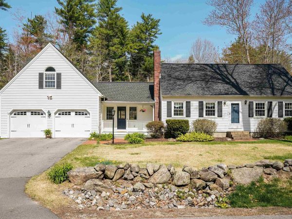 45 Gault Road, Bedford, NH 03110