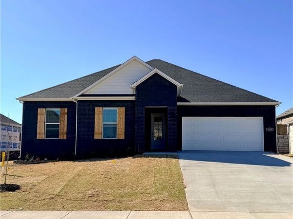 5284 Annika Avenue, Springdale, AR 72762