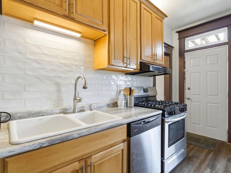 1266 Eastwood Avenue , Columbus, OH 43203 Photo 12