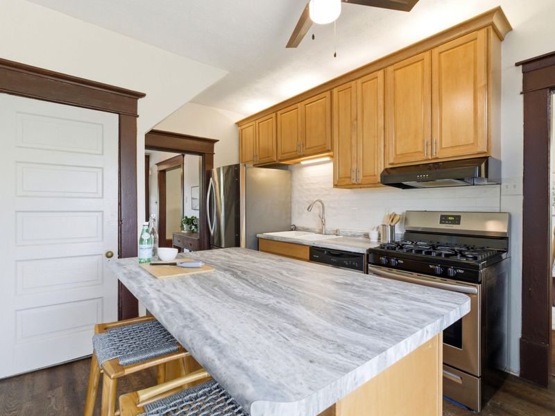 1266 Eastwood Avenue , Columbus, OH 43203 Photo 13