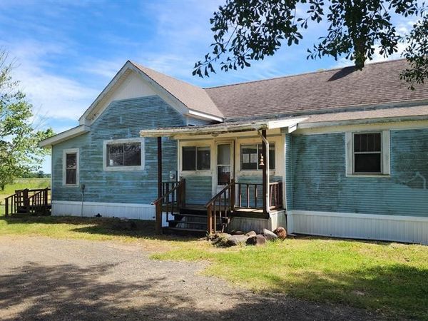 27120 KINGS FARM Road , Kinder, LA 70648