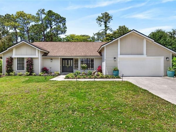2259 QUEENS WAY, NAPLES, FL 34112