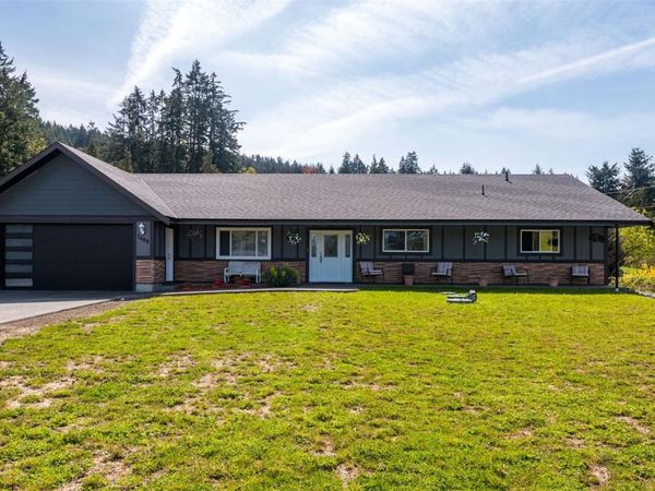 1480 Tatlo Rd , Crofton, BC V0R 1R0