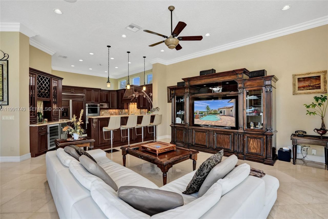 730 Leigh Palm Ave, Plantation, FL 33324 Photo