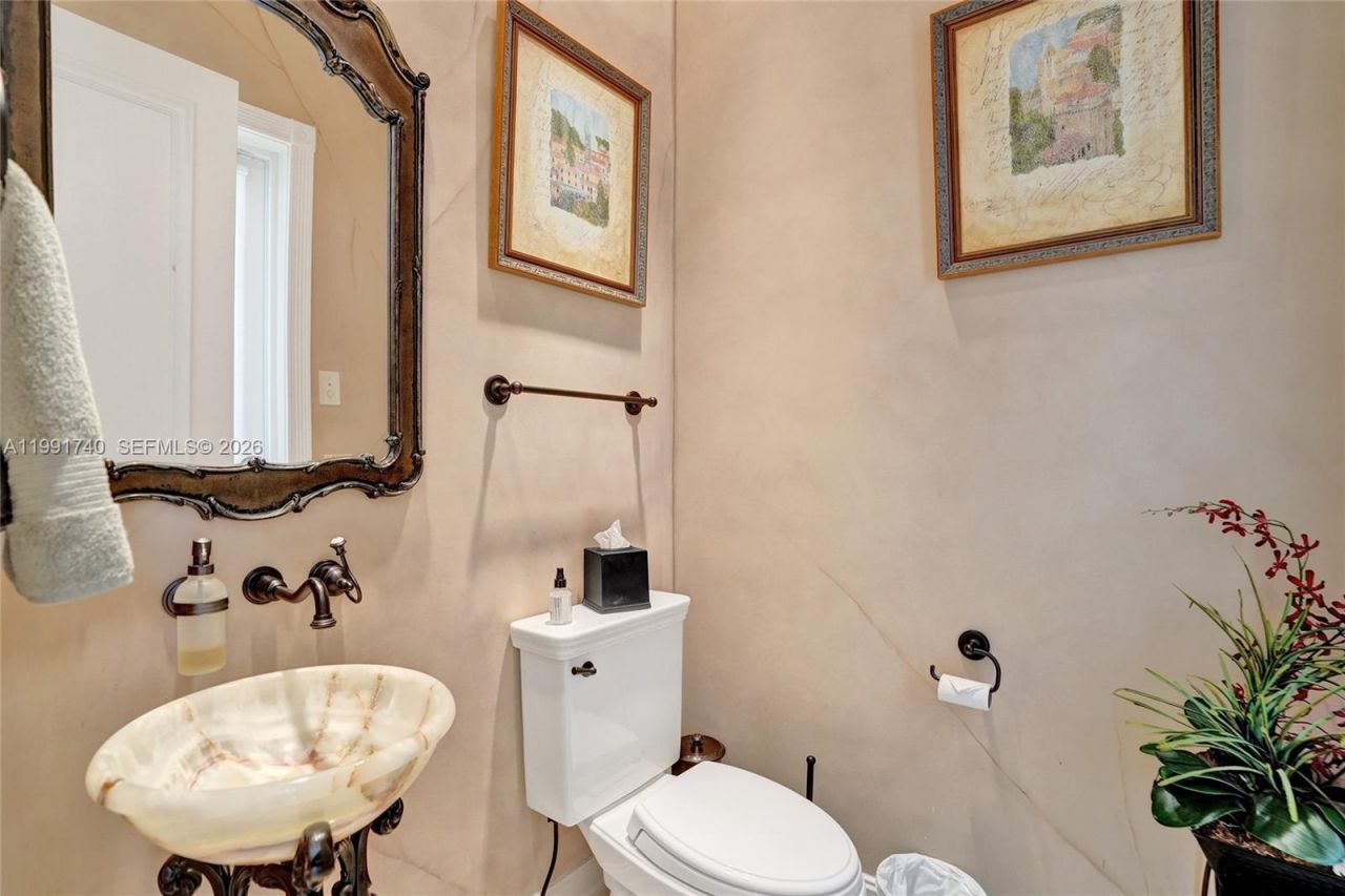 730 Leigh Palm Ave, Plantation, FL 33324 Photo