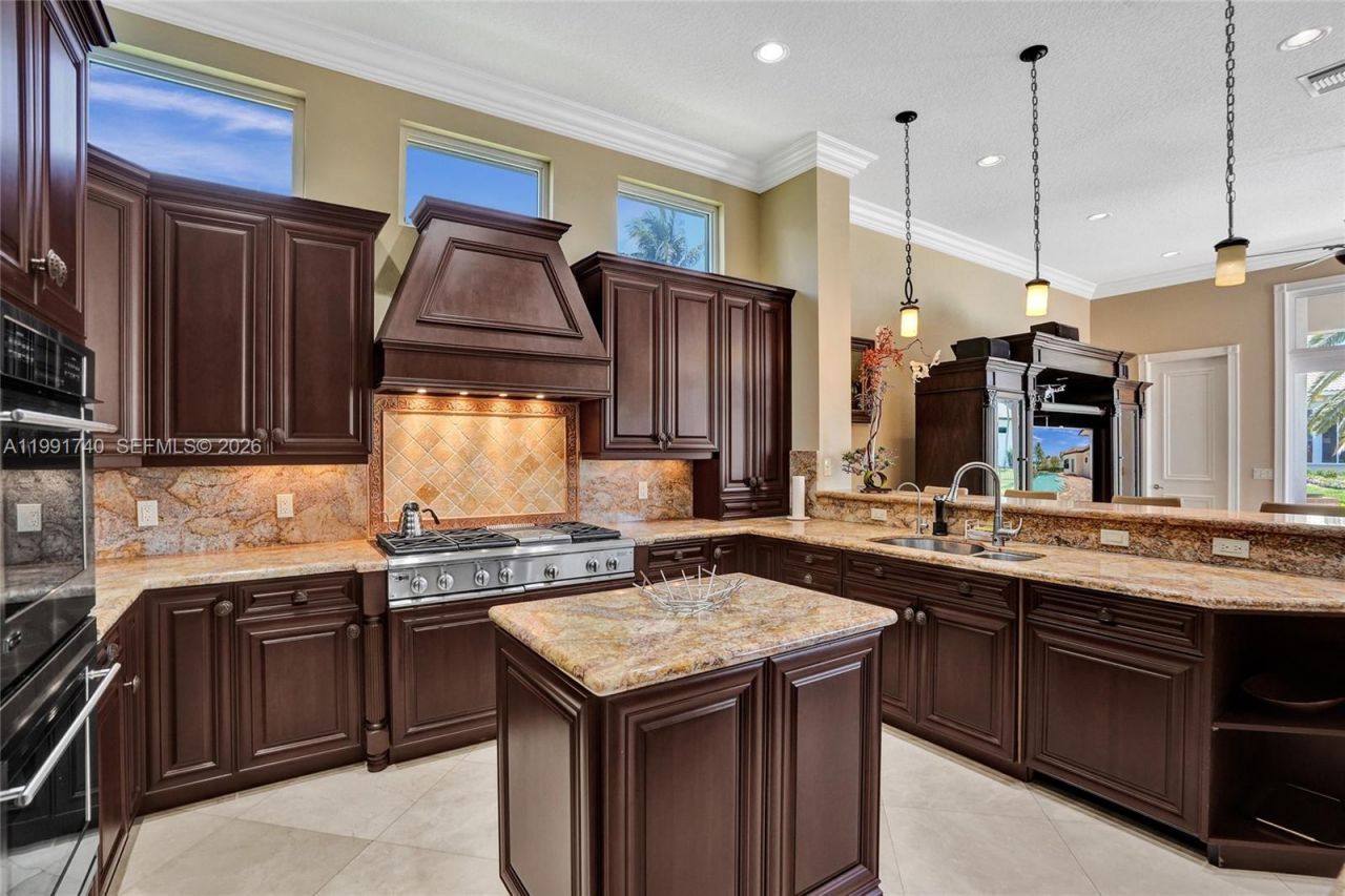 730 Leigh Palm Ave, Plantation, FL 33324 Photo