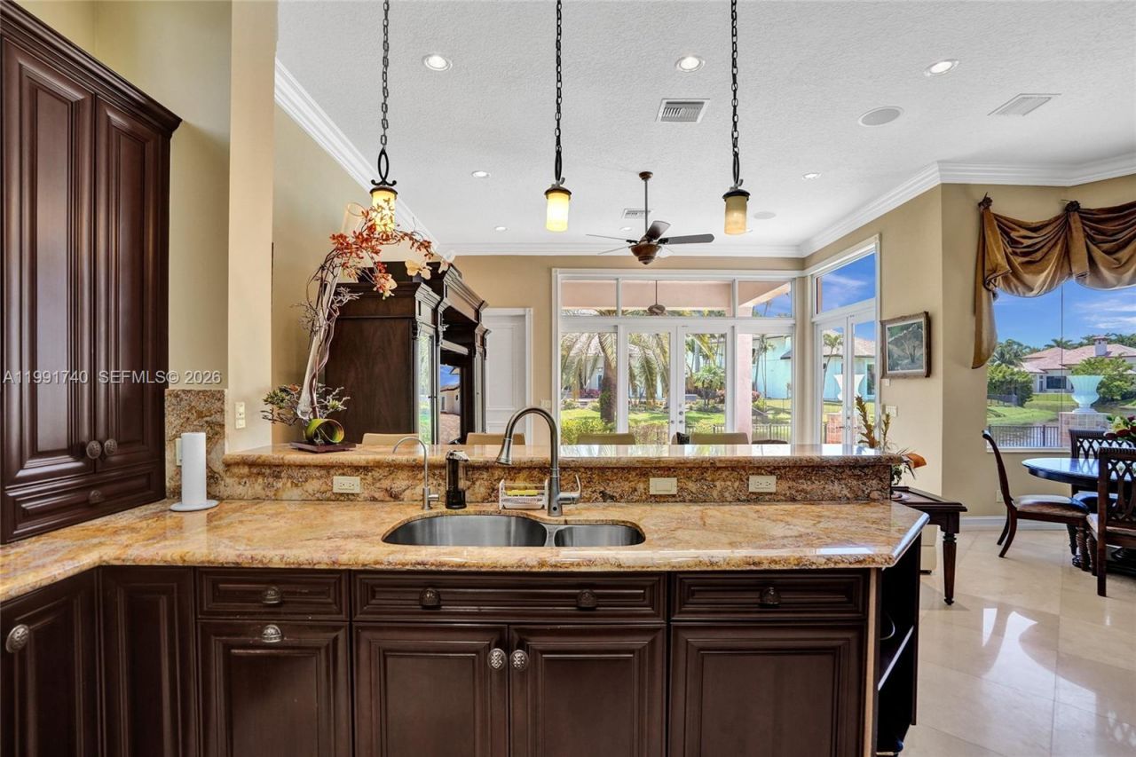 730 Leigh Palm Ave, Plantation, FL 33324 Photo