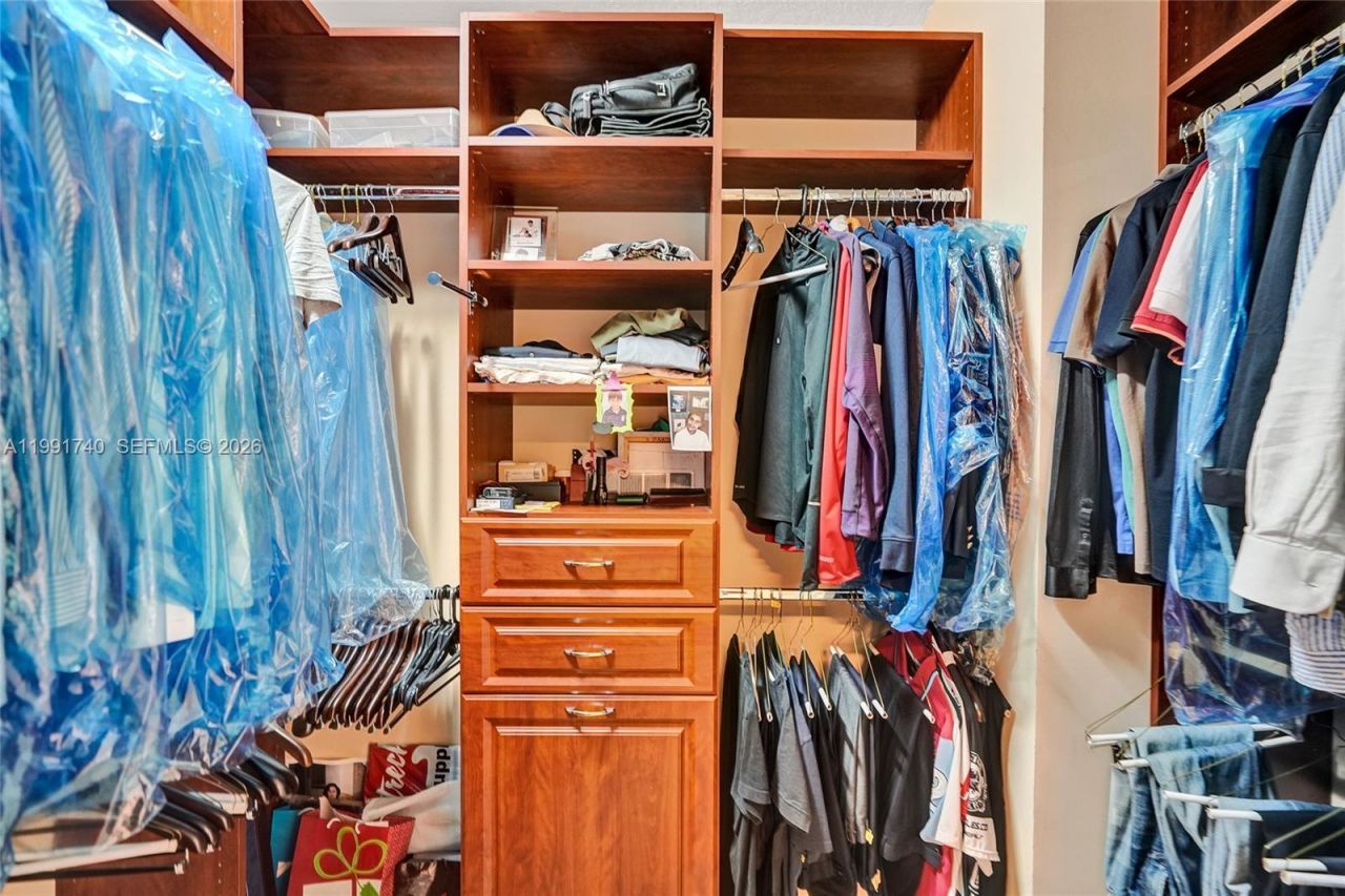 730 Leigh Palm Ave, Plantation, FL 33324 Photo