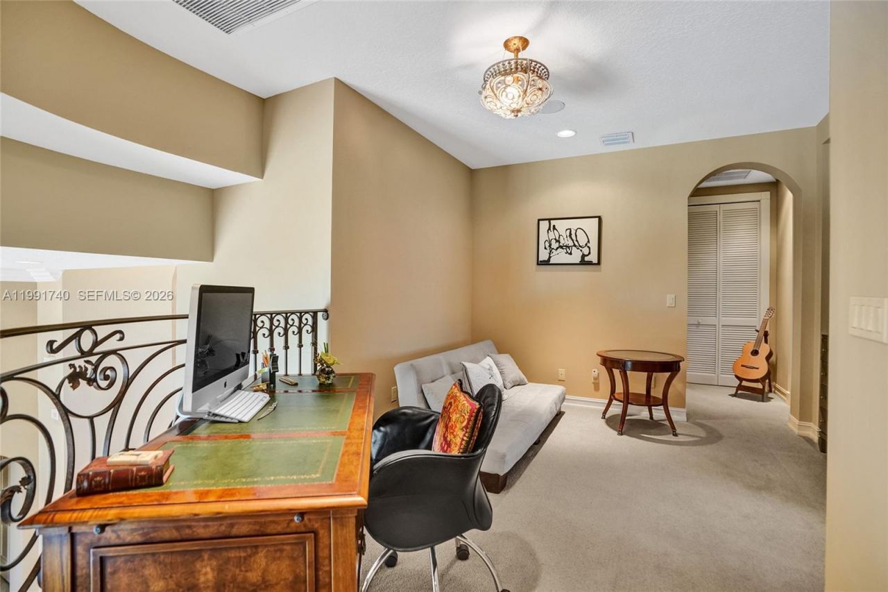 730 Leigh Palm Ave, Plantation, FL 33324 Photo