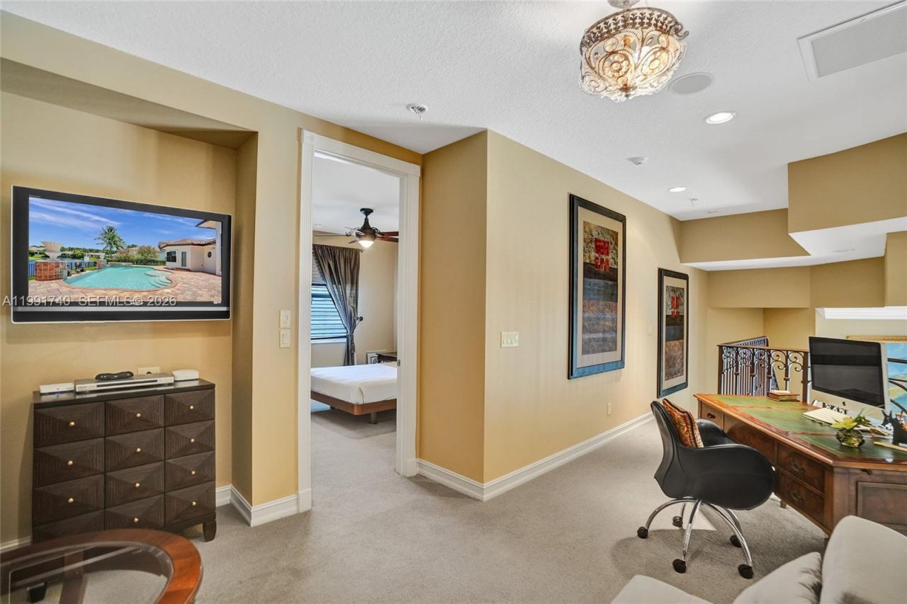 730 Leigh Palm Ave, Plantation, FL 33324 Photo