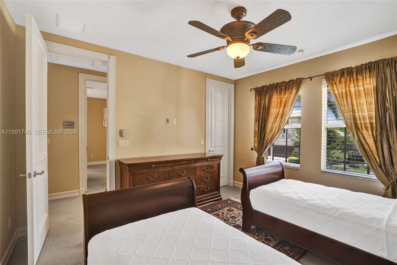 730 Leigh Palm Ave, Plantation, FL 33324 Photo