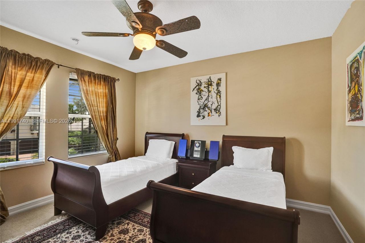 730 Leigh Palm Ave, Plantation, FL 33324 Photo