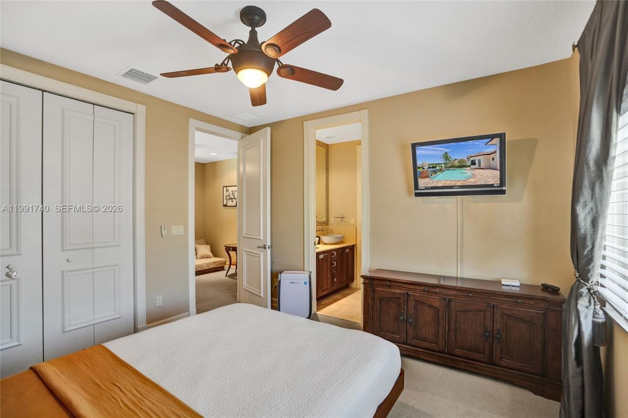 730 Leigh Palm Ave, Plantation, FL 33324 Photo