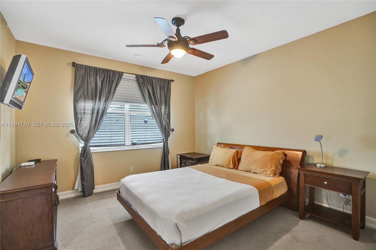 730 Leigh Palm Ave, Plantation, FL 33324 Photo