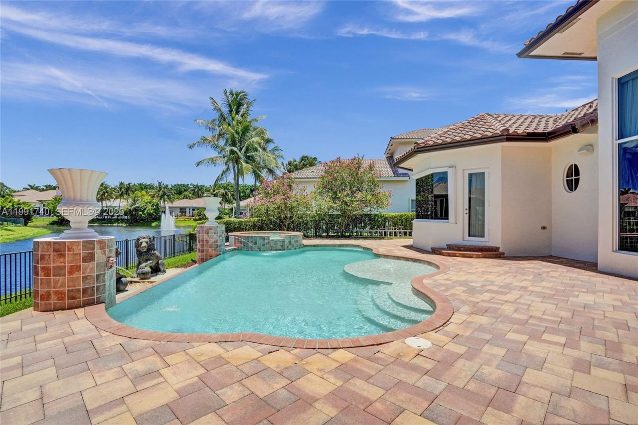 730 Leigh Palm Ave, Plantation, FL 33324 Photo