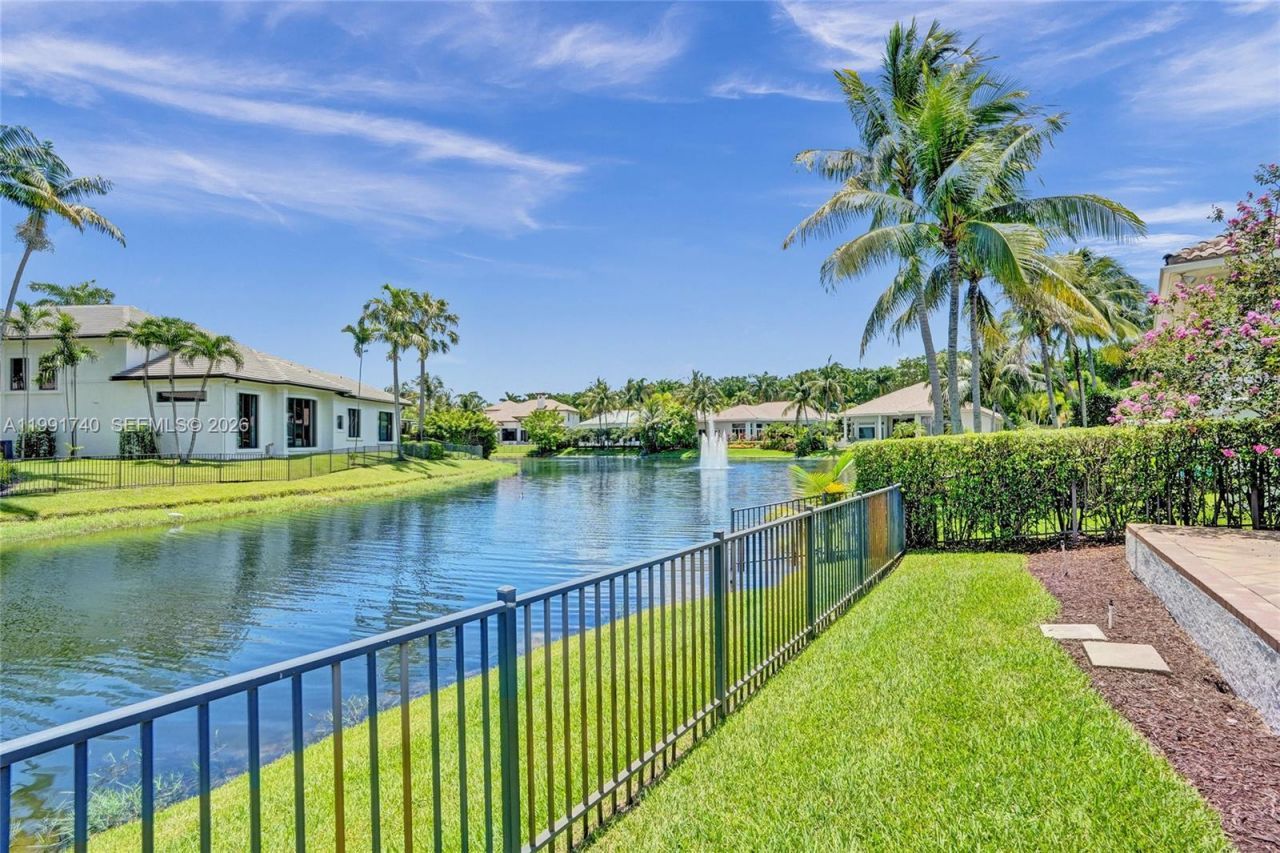 730 Leigh Palm Ave, Plantation, FL 33324 Photo