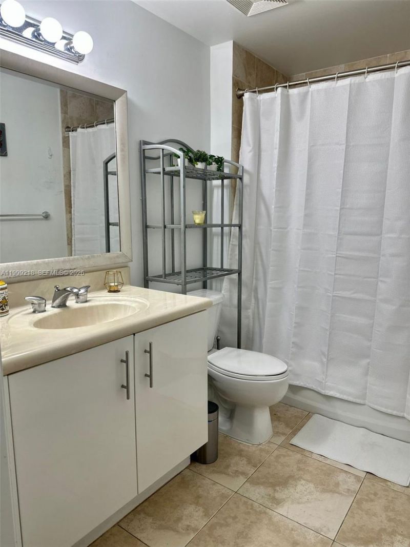 7900 Harbor Island Dr, Unit 610, North Bay Village, FL 33141 Photo
