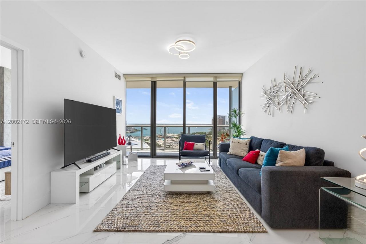 888 Biscayne Blvd, Unit 2404, Miami, FL 33132 Photo