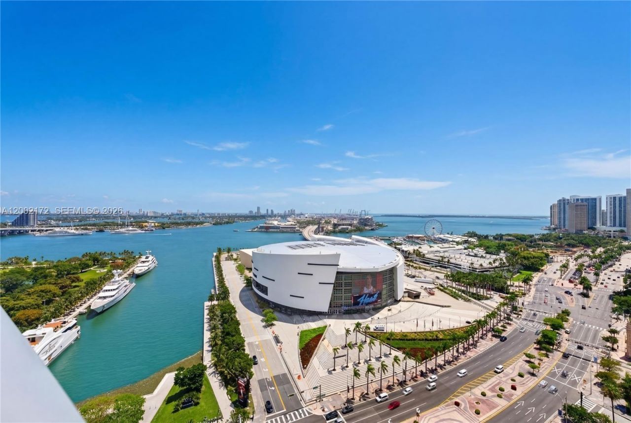 888 Biscayne Blvd, Unit 2404, Miami, FL 33132 Photo