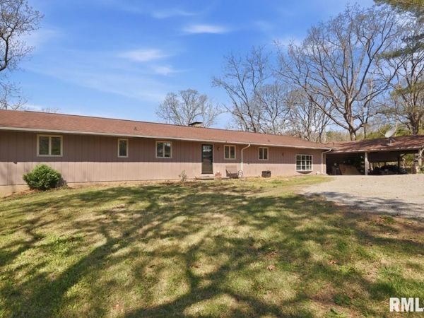 1231 Sugar Springs Road, Creal Springs, IL 62922