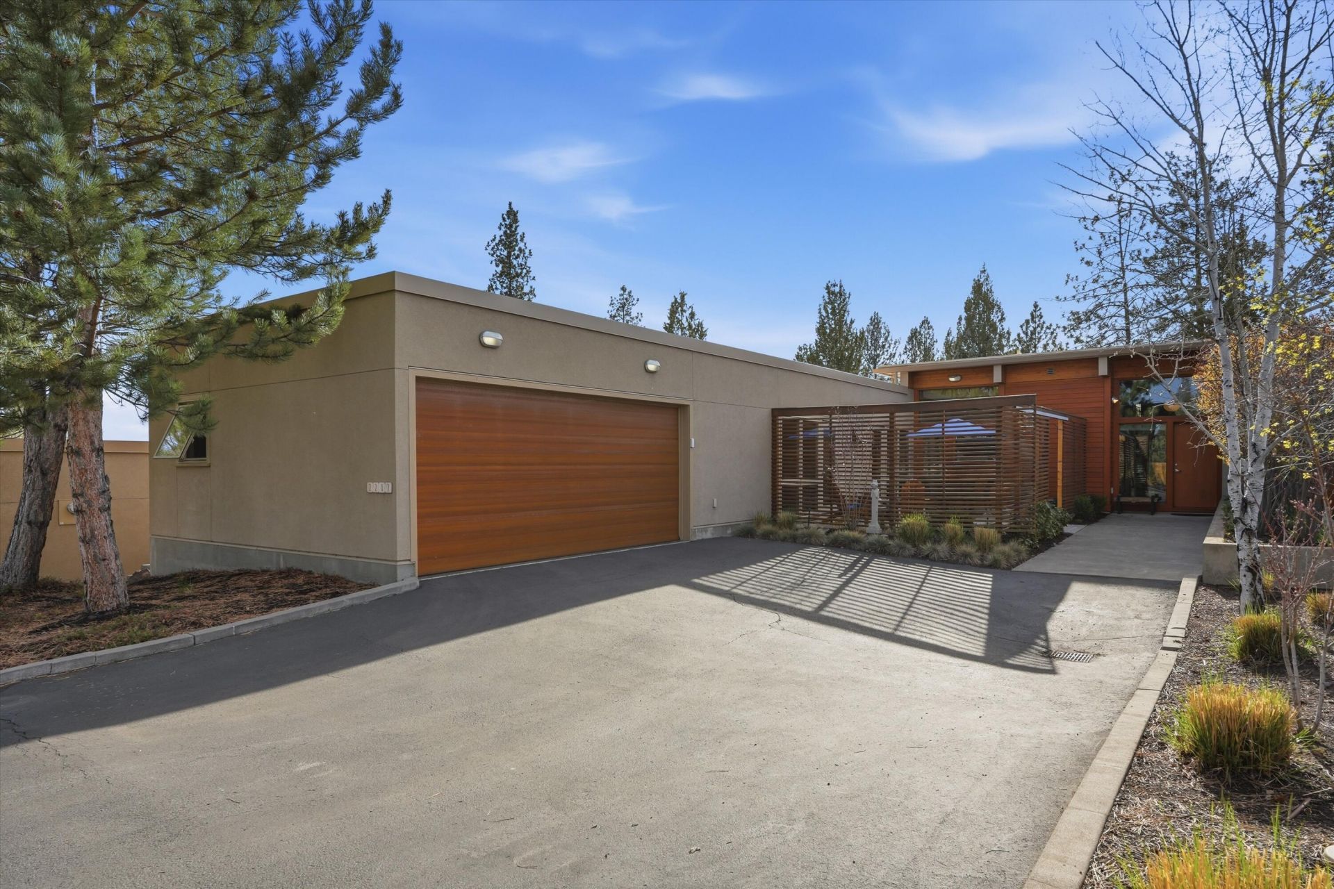 2207 NW Reserve Camp Court, Bend, OR 97703 Main Photo