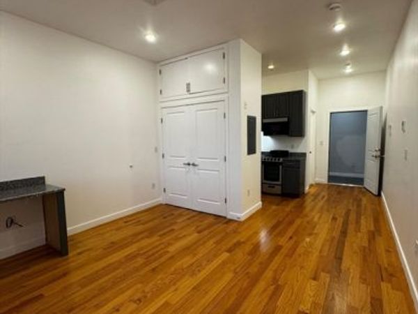 64 Market Street, Unit 408, Lynn, MA 01901