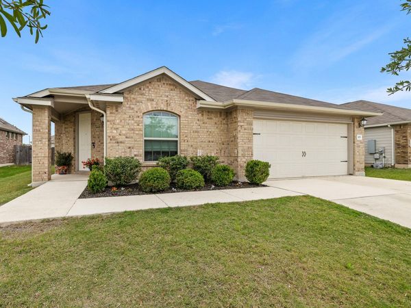 105 Sophora DR, Hutto, TX 78634