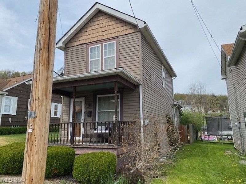 810 Daniels Street, Toronto, OH 43964 Photo 2