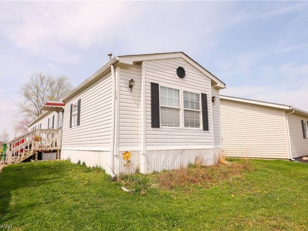 375 Golfway Drive , Painesville Twp, OH 44077