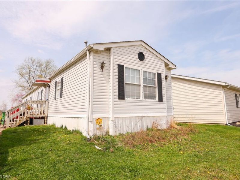 375 Golfway Drive, Painesville Township, OH 44077 Photo 1