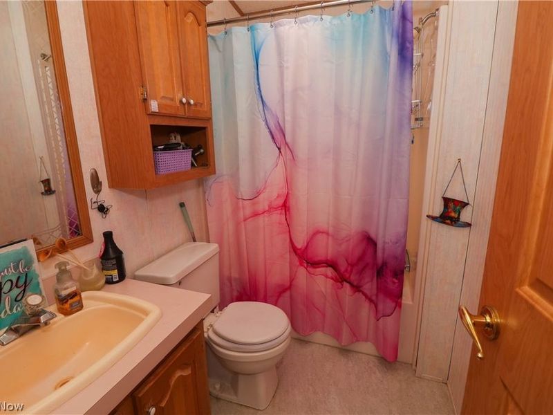 375 Golfway Drive, Painesville Township, OH 44077 Photo 10