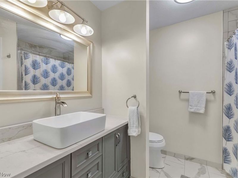 1748 Walnut Lane, Unit 32, Rocky River, OH 44116 Photo 19