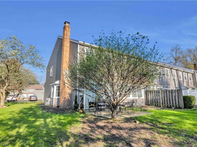 1748 Walnut Lane, Unit 32, Rocky River, OH 44116 Photo 27