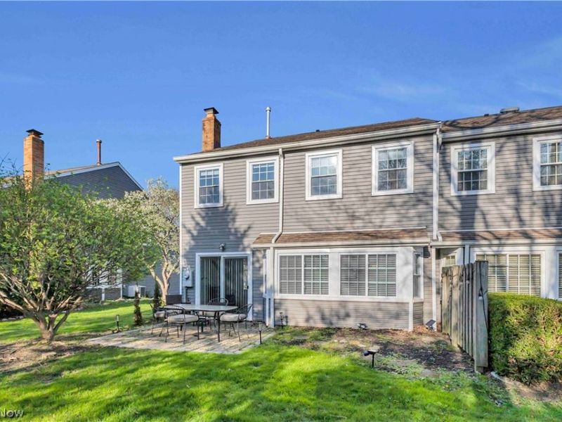 1748 Walnut Lane, Unit 32, Rocky River, OH 44116 Photo 29