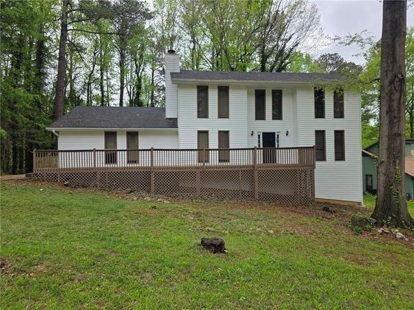5051 Golfbrook Dr, Stone Mountain, GA 30088