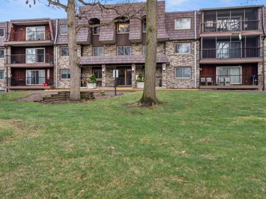 260 Westview Drive, Unit 216, West Saint Paul, MN 55118