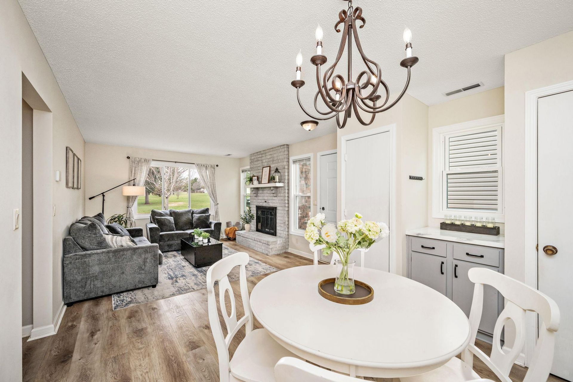 9312 Indian Boulevard S, Cottage Grove, MN 55016 Main Photo