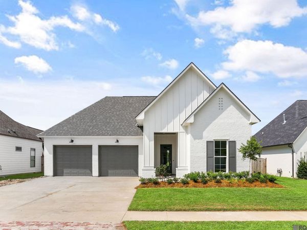 4421 Camargue Avenue, Baton Rouge, LA 70820