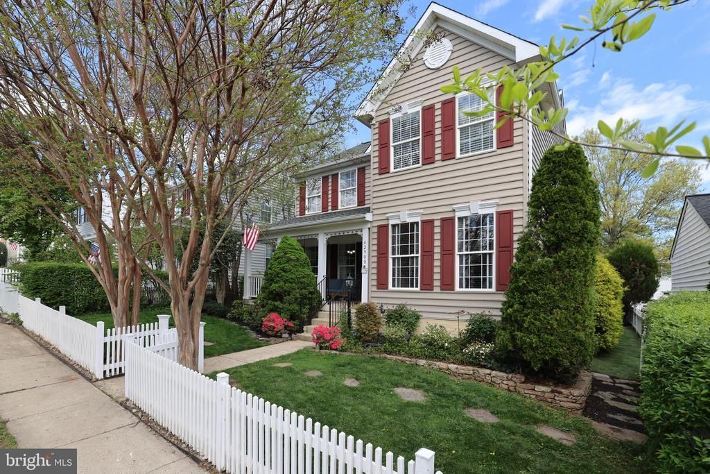 42900 Kirkland Street, Ashburn, VA 20147 Main Photo