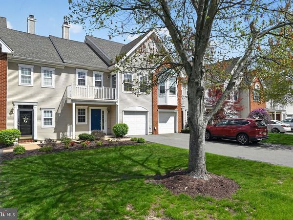 210 DEER RUN COURT, PENNINGTON, NJ 08534
