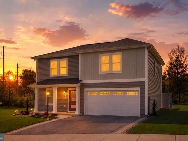 18 CHESTERFIELD ROAD, NEW OXFORD, PA 17350