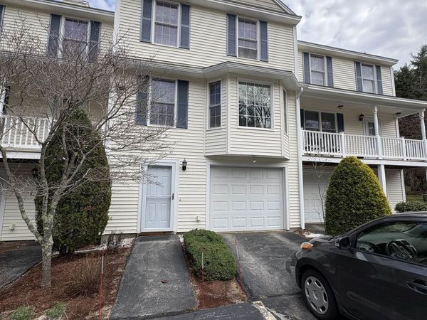 19 Mulberry Lane, Amherst, NH 03031