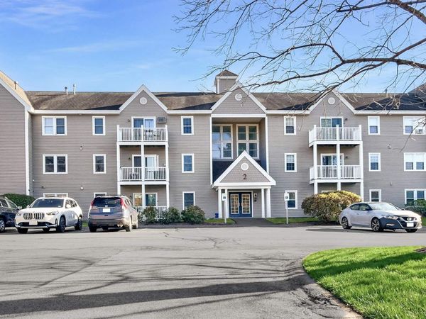 2 Maple Ridge Drive, Unit 29, Merrimack, NH 03054