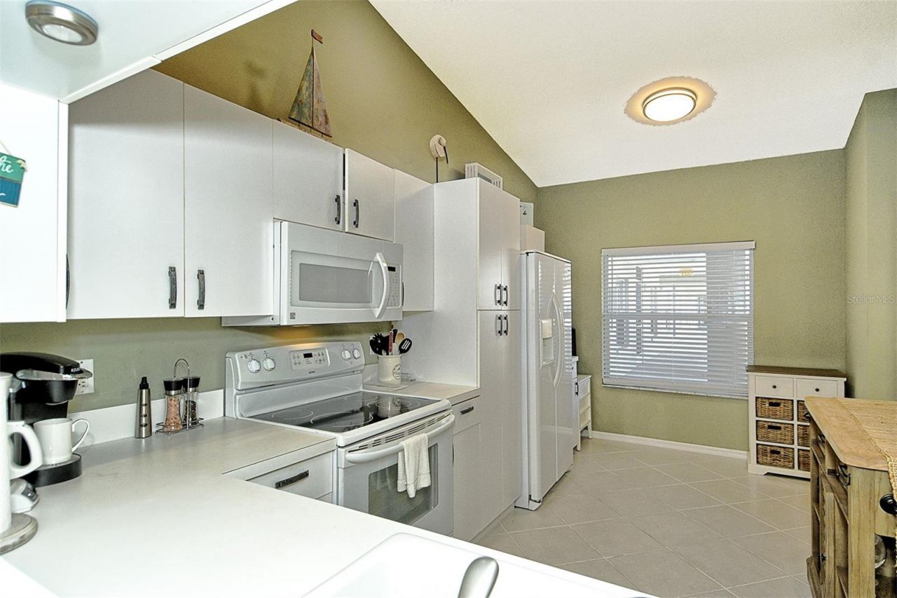 9610 Club South Circle, Unit 4302, Sarasota, FL 34238 Photo