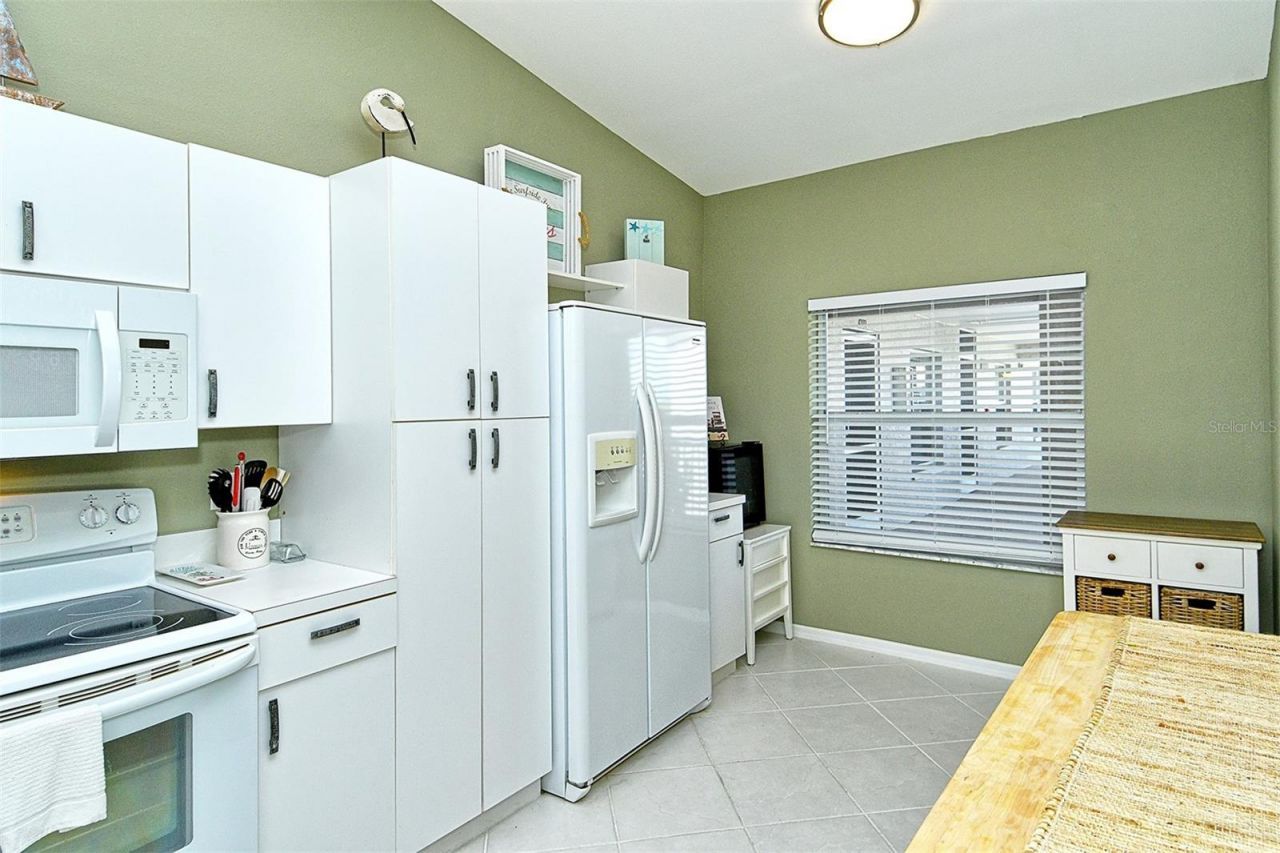 9610 Club South Circle, Unit 4302, Sarasota, FL 34238 Photo