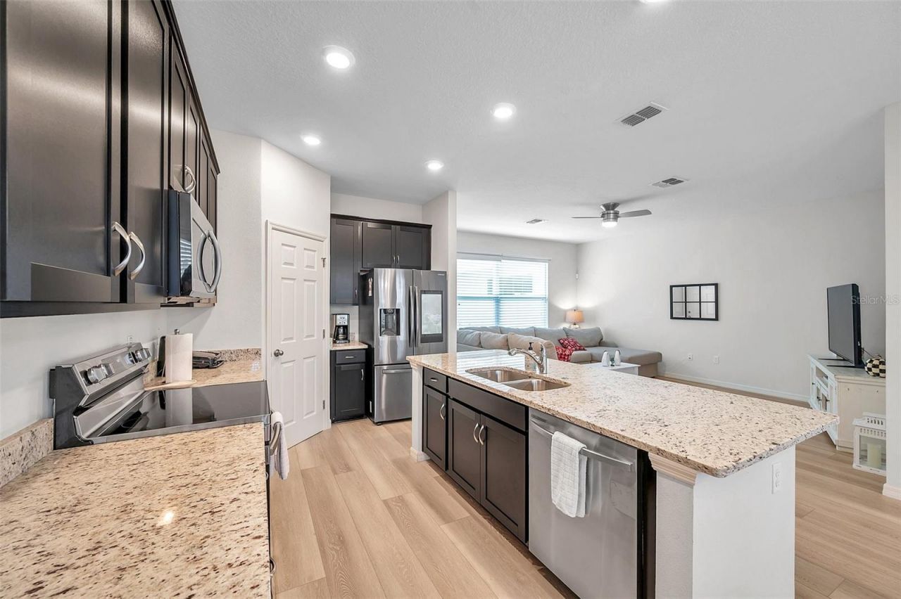 4966 Avalon Park Boulevard, Wesley Chapel, FL 33545 Photo