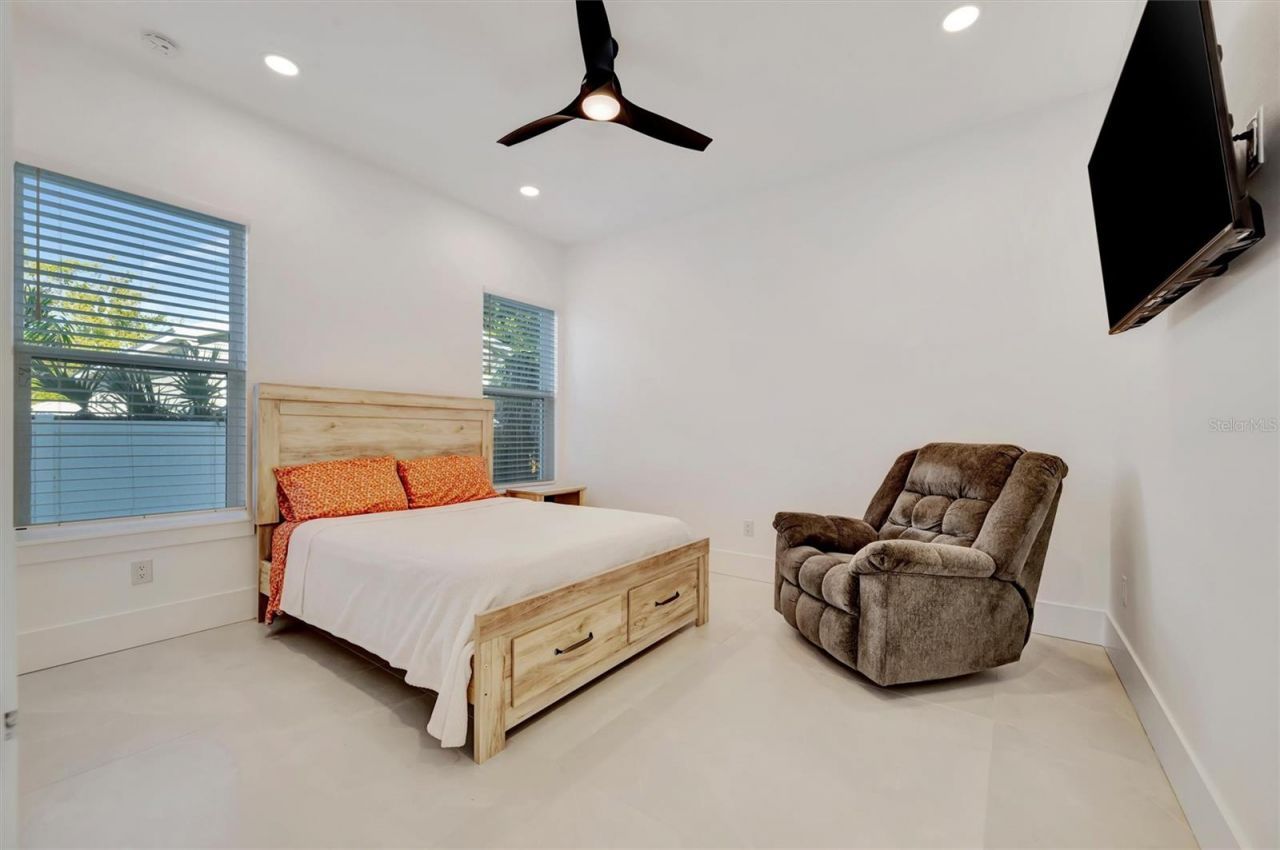 3723 Norwood Court, Sarasota, FL 34234 Photo