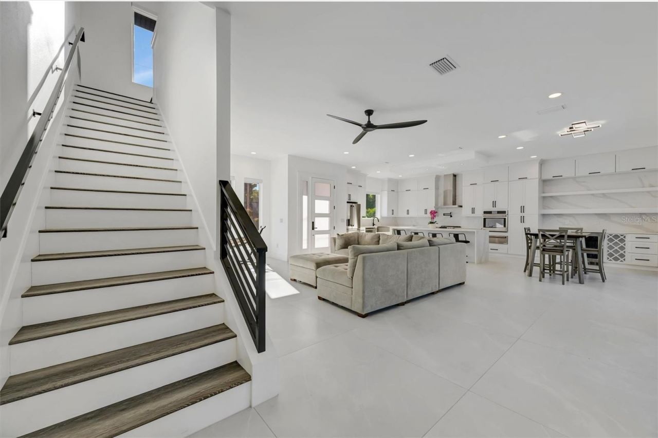 3723 Norwood Court, Sarasota, FL 34234 Photo