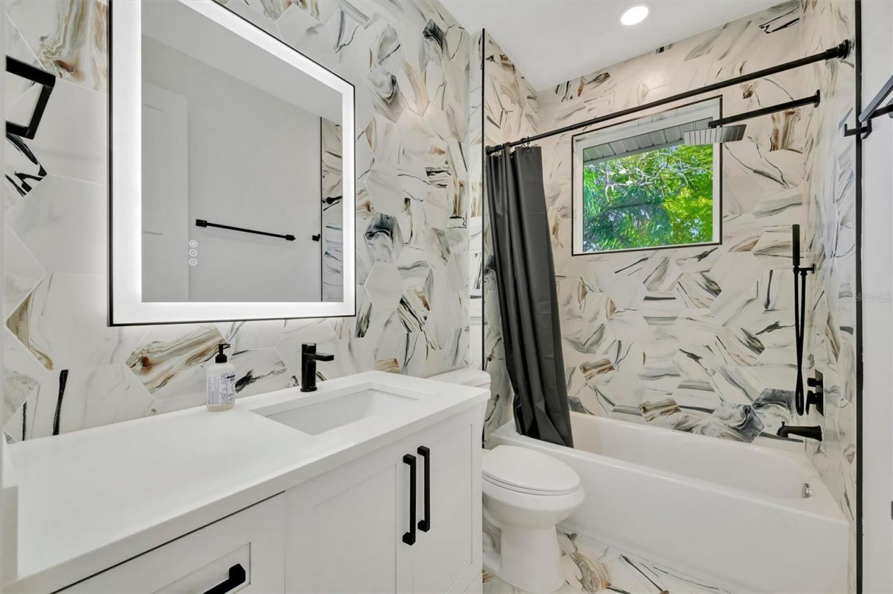 3723 Norwood Court, Sarasota, FL 34234 Photo