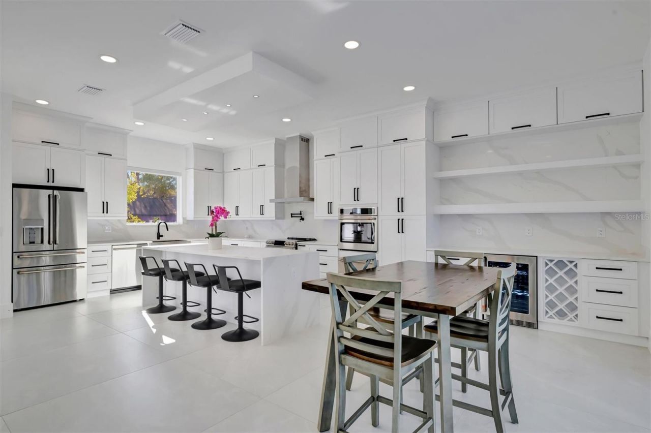 3723 Norwood Court, Sarasota, FL 34234 Photo